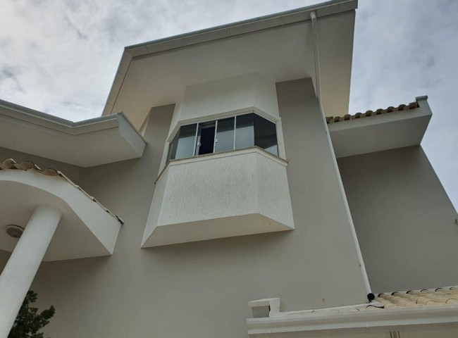 Casa 3 dormitórios , Ariribá - Balneário Camboriú