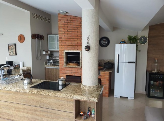 Casa 3 dormitórios , Ariribá - Balneário Camboriú