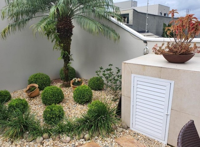 Casa 3 dormitórios , Ariribá - Balneário Camboriú