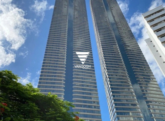 Apartamento 4 dormitórios Yachthouse, Quadra Mar - Balneário Camboriú