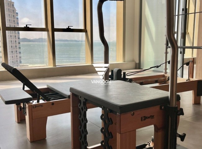 Apartamento 4 dormitórios Yachthouse, Quadra Mar - Balneário Camboriú