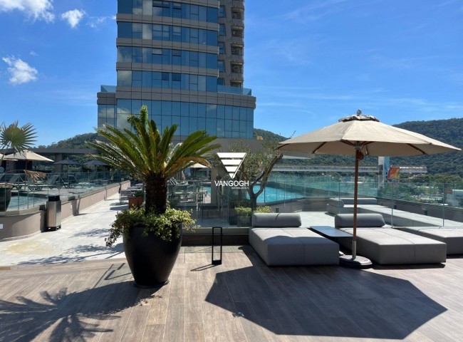 Apartamento 4 dormitórios Yachthouse, Quadra Mar - Balneário Camboriú