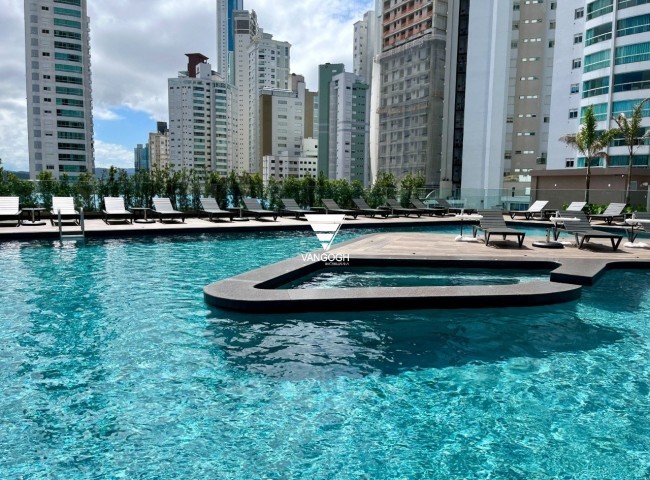 Apartamento 4 dormitórios Yachthouse, Quadra Mar - Balneário Camboriú