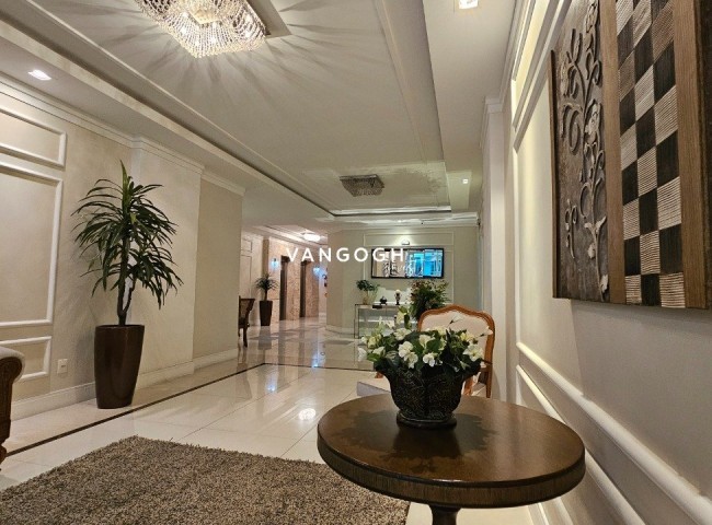 Apartamento 2 dormitórios Chateau, Centro - Balneário Camboriú