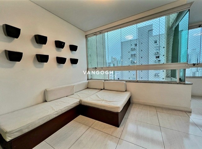 Apartamento 2 dormitórios Chateau, Centro - Balneário Camboriú