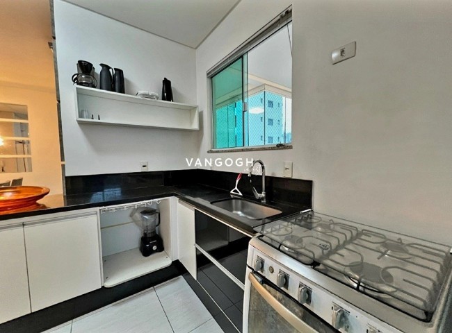 Apartamento 2 dormitórios Chateau, Centro - Balneário Camboriú