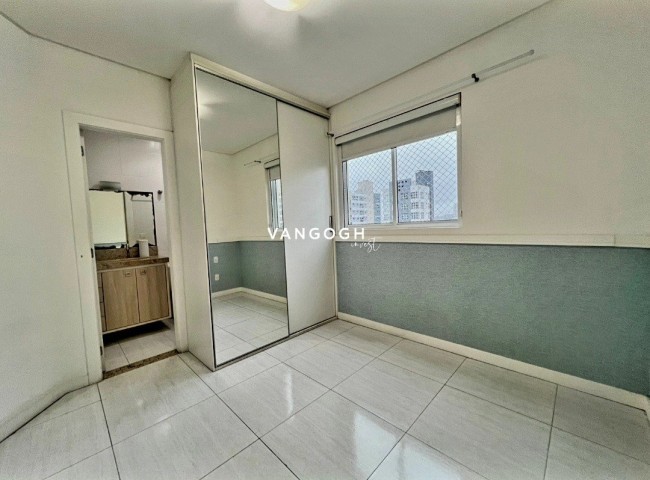 Apartamento 2 dormitórios Chateau, Centro - Balneário Camboriú