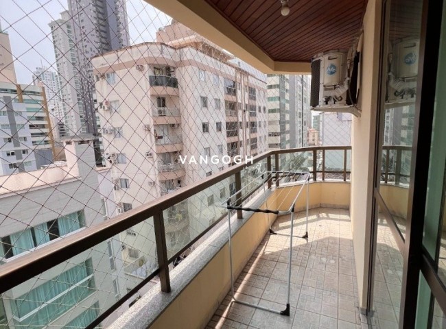 Apartamento 3 dormitórios Residencial Cayara, Centro - Balneário Camboriú