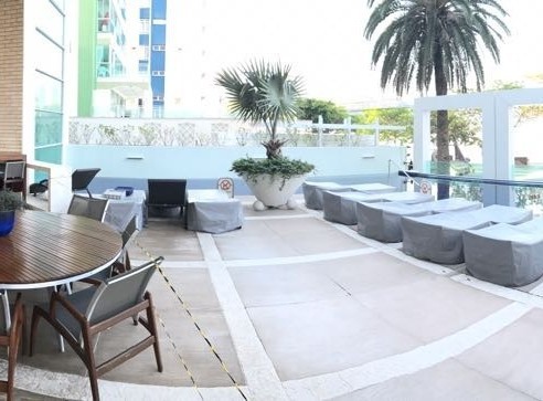 Apartamento 4 dormitórios Edifício Metrópolis, Frente Mar - Balneário Camboriú