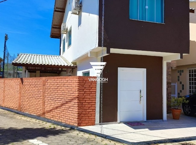 Sobrado 2 dormitórios Sobrado, Várzea do Ranchinho - Camboriú