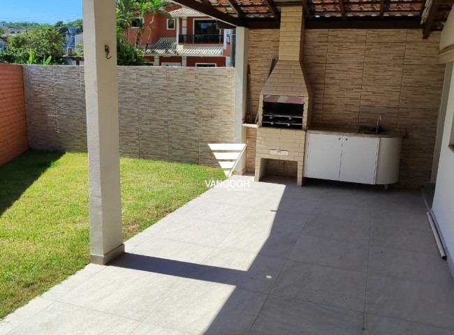 Sobrado 2 dormitórios Sobrado, Várzea do Ranchinho - Camboriú