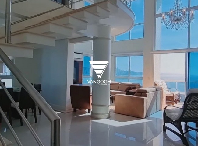 Apartamento 3 dormitórios Porto Vita, Frente Mar - Balneário Camboriú