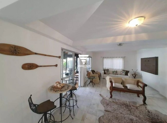 Casa 4 dormitórios Marina Camboriú, Barra - Balneário Camboriú