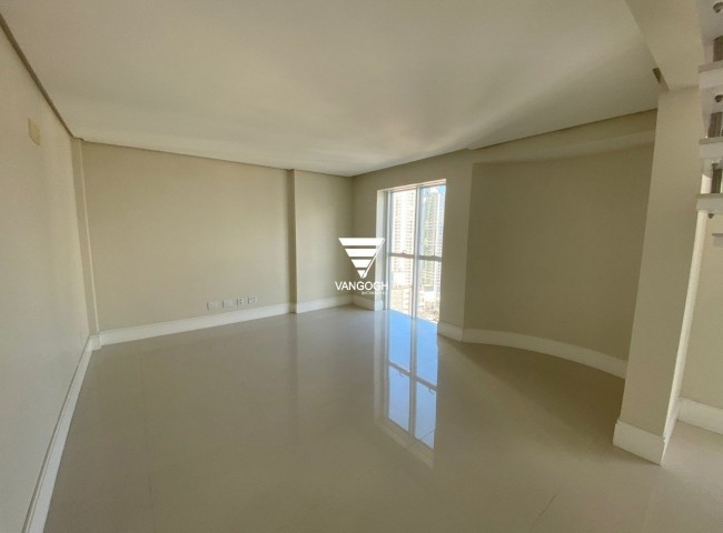 Apartamento 4 dormitórios Le Majestic, Quadra Mar - Balneário Camboriú