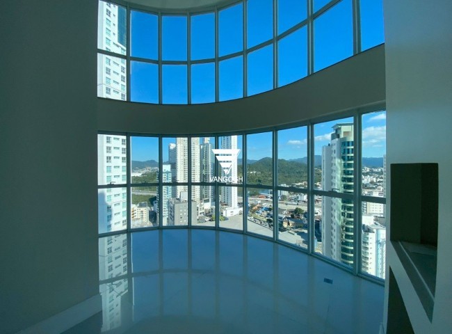 Apartamento 4 dormitórios Le Majestic, Quadra Mar - Balneário Camboriú