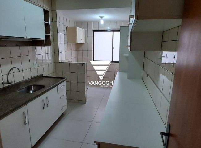 Apartamento 2 dormitórios Mar de Angra, Centro - Balneário Camboriú