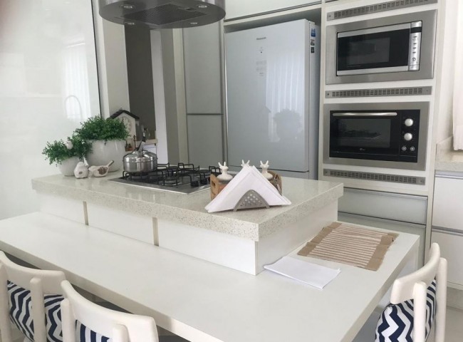 Sobrado 2 dormitórios Triplex, Praia dos Amores - Balneário Camboriú