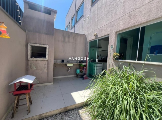 Apartamento 2 dormitórios Ed. Monteiro Lobato, Praia dos Amores - Balneário Camboriú