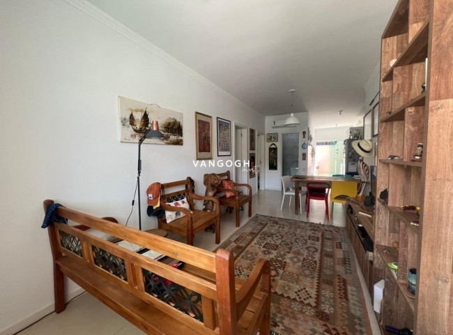 Apartamento 2 dormitórios Ed. Monteiro Lobato, Praia dos Amores - Balneário Camboriú