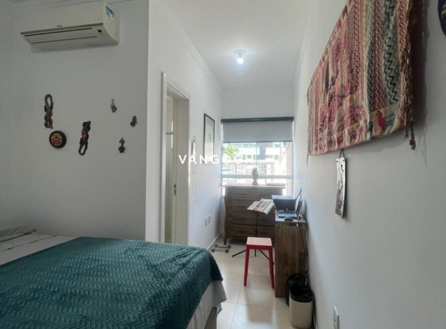 Apartamento 2 dormitórios Ed. Monteiro Lobato, Praia dos Amores - Balneário Camboriú