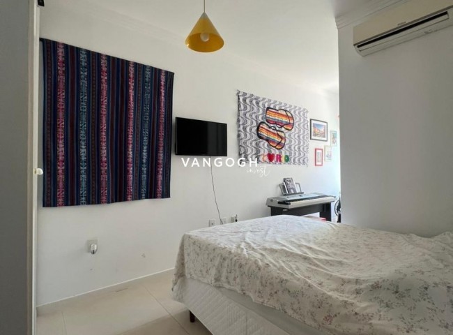 Apartamento 2 dormitórios Ed. Monteiro Lobato, Praia dos Amores - Balneário Camboriú
