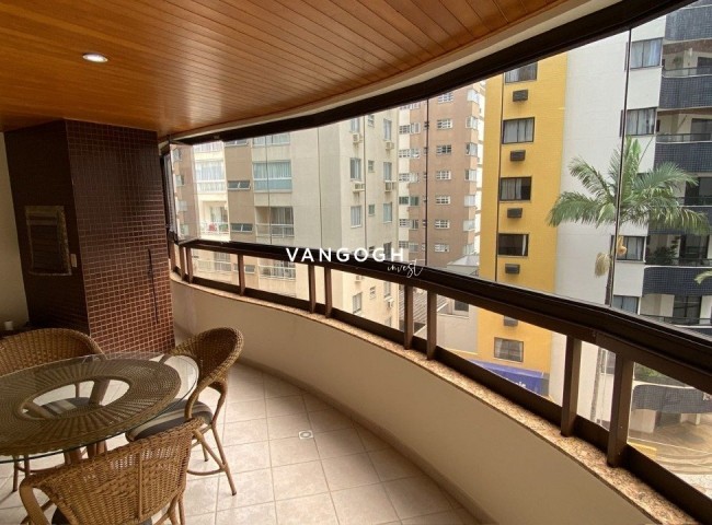 Apartamento 2 dormitórios Edificio Beethoven, Centro - Balneário Camboriú