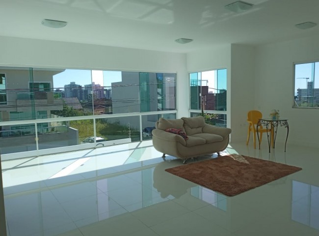 Casa 2 dormitórios Casa Praia dos Amores, Praia dos Amores - Balneário Camboriú