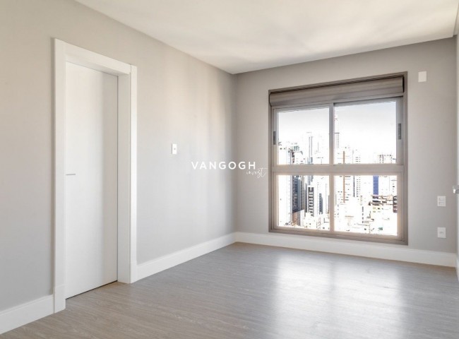 Apartamento 3 dormitórios Torre de Mallorca, Centro - Balneário Camboriú