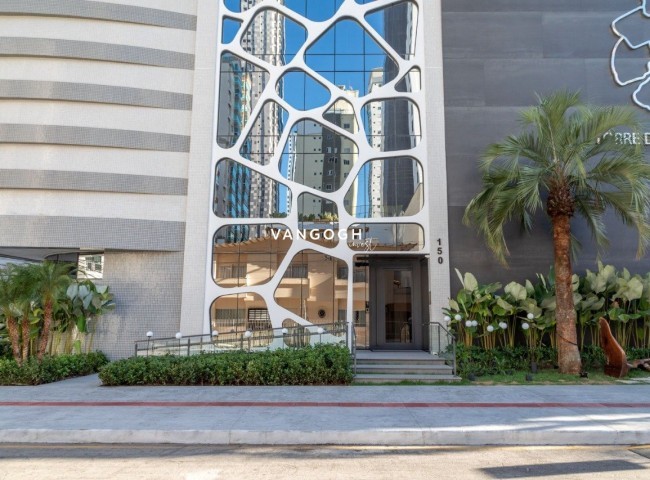 Apartamento 3 dormitórios Torre de Mallorca, Centro - Balneário Camboriú