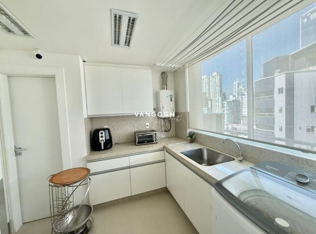 Apartamento 4 dormitórios Edificio Barramares, Centro - Balneário Camboriú