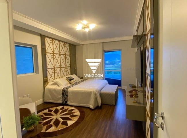 Apartamento 3 dormitórios Summer Beach, Frente Mar - Balneário Camboriú