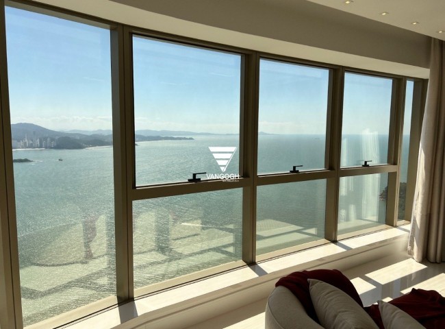 Apartamento 4 dormitórios Yachthouse, Quadra Mar - Balneário Camboriú