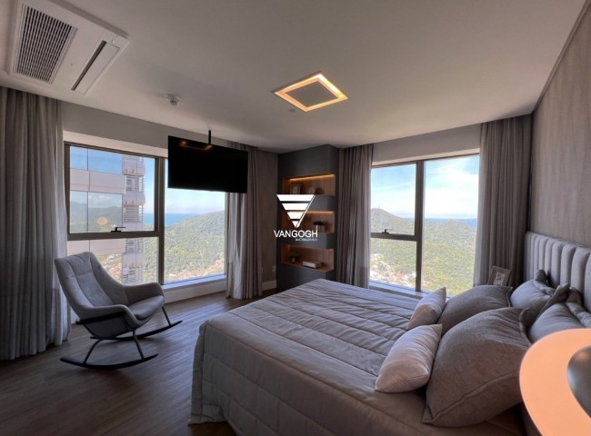 Apartamento 4 dormitórios Yachthouse, Quadra Mar - Balneário Camboriú