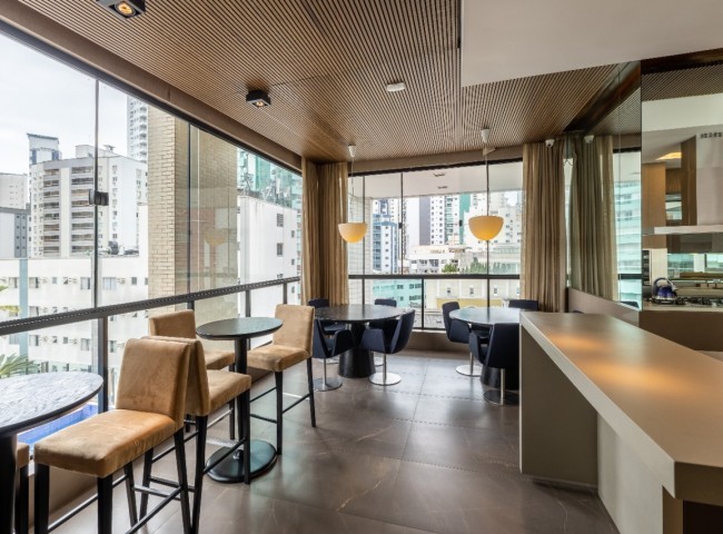 Cobertura 4 dormitórios Ville Del Acqua, Centro - Balneário Camboriú