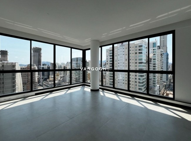 Apartamento 4 dormitórios Edficio Canvas, Meia Praia - ITAPEMA