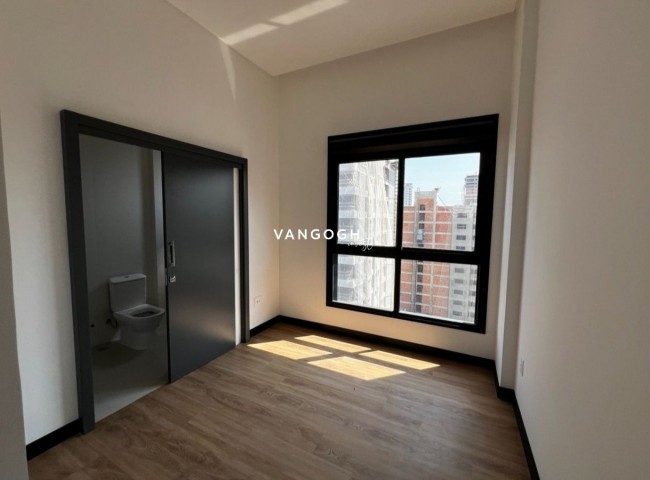 Apartamento 4 dormitórios Edficio Canvas, Meia Praia - ITAPEMA