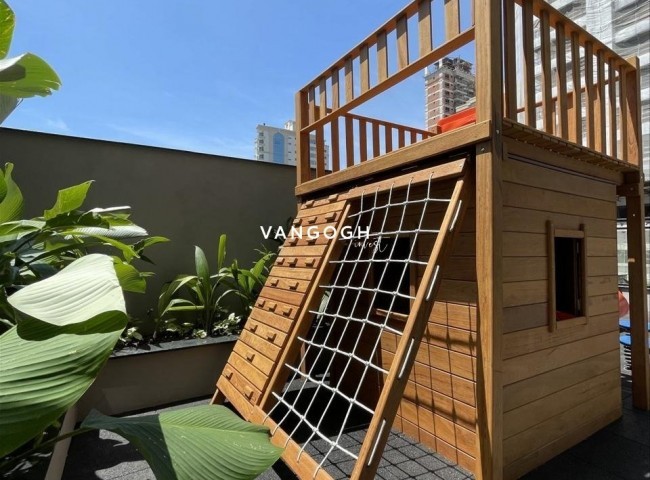 Apartamento 4 dormitórios Edficio Canvas, Meia Praia - ITAPEMA