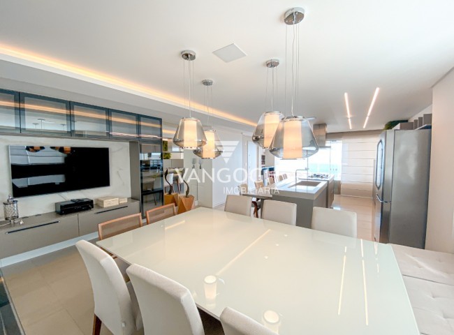 Cobertura 4 dormitórios Number One, Frente Mar Centro - Balneário Camboriú