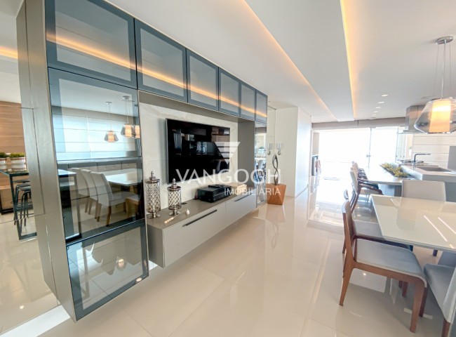 Cobertura 4 dormitórios Number One, Frente Mar Centro - Balneário Camboriú