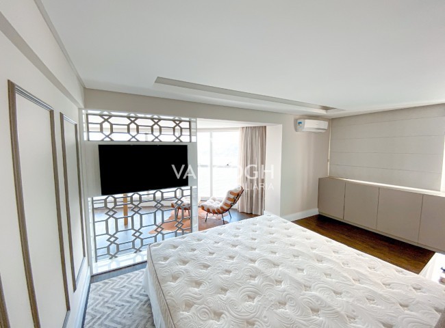 Cobertura 4 dormitórios Number One, Frente Mar Centro - Balneário Camboriú