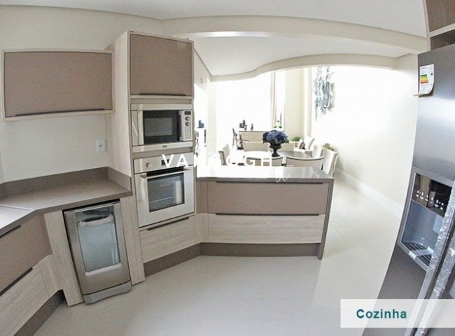 Apartamento 4 dormitórios Le Majestic, Quadra Mar - Balneário Camboriú