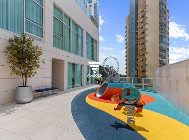 Apartamento 4 dormitórios Skyline Tower