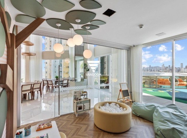 Apartamento 4 dormitórios Skyline Tower