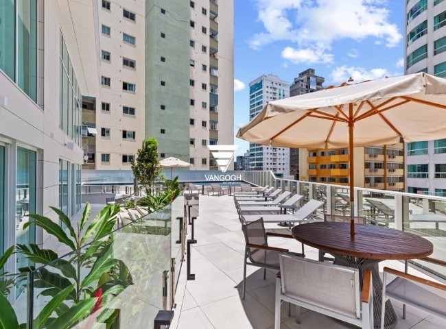 Apartamento 4 dormitórios Skyline Tower