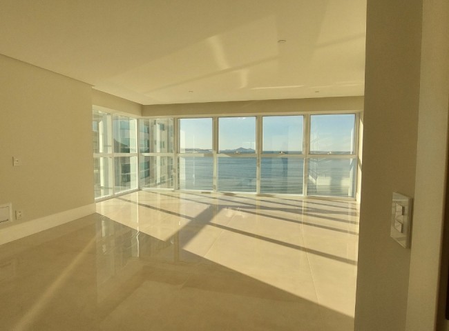 Apartamento 4 dormitórios One Tower Residence, Frente Mar - Balneário Camboriú