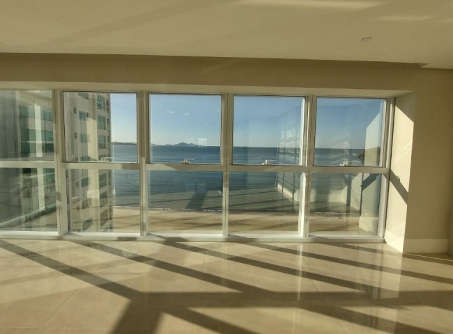 Apartamento 4 dormitórios One Tower Residence, Frente Mar - Balneário Camboriú