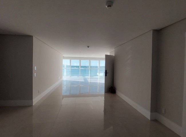 Apartamento 4 dormitórios One Tower Residence, Frente Mar - Balneário Camboriú