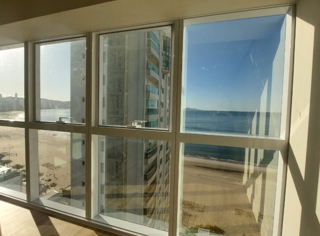 Apartamento 4 dormitórios One Tower Residence, Frente Mar - Balneário Camboriú