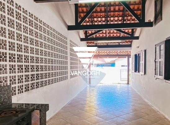 Casa 2 dormitórios Casa de Praia, canto grande - BOMBINHAS