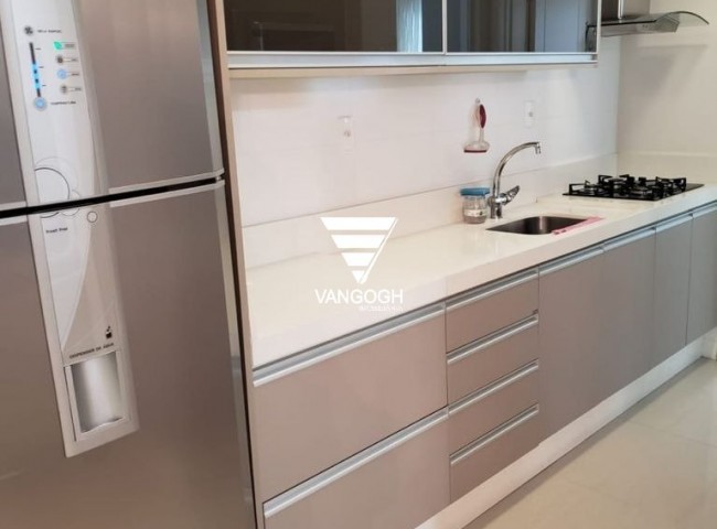 Apartamento 3 dormitórios Grand Royale, Quadra Mar - Balneário Camboriú